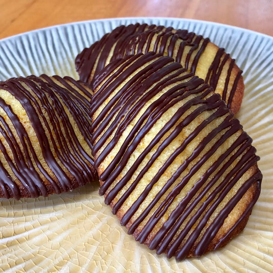 Orange Madeleines (8/bag)